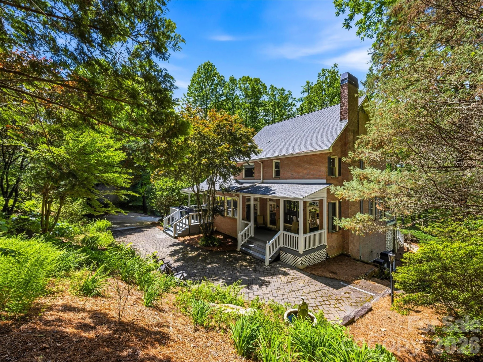 243 Poplar Lane - Photo 3